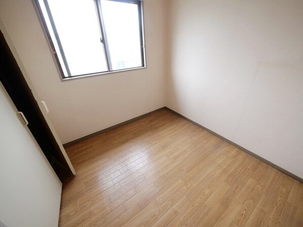 ダイヤハイツ西門の物件内観写真